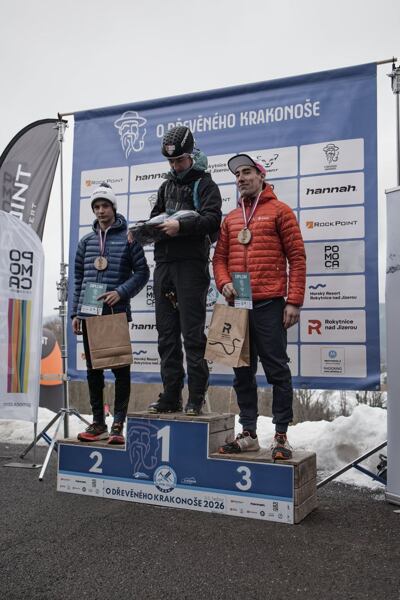 ohlednuti-za-skialpovym-zavodem-o-dreveneho-krakonose