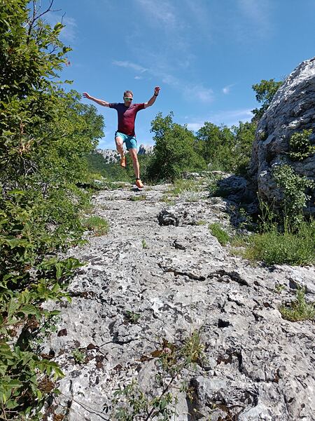 Pánské běžecké boty Hoka M Speedgoat - všestranné trailovky s&nbsp;vysokou mírou tlumení na dlouhé trasy